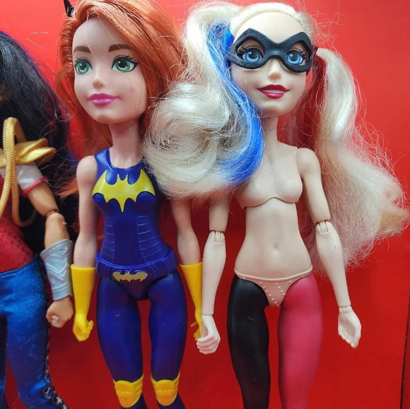 Mattel DC Super Hero Girls Captain Marvel Batgirl Wonder Woman Harley Quinn Doll - Picture 4 of 4